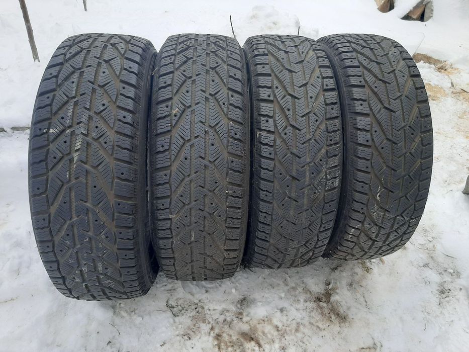 Taurus 225/55 R19 103T  зимова