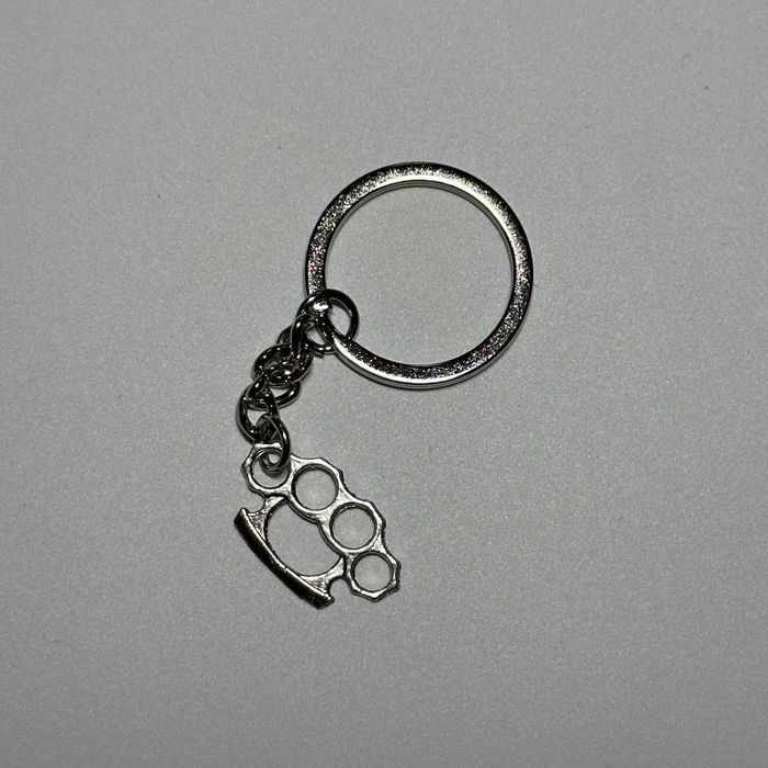 Breloczek Kastet Walka Judo Boks MMA Ninja Praga Brelok