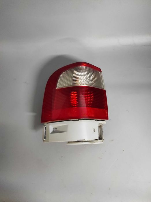 FORD Galaxy Mk1 Lift, Lampa tylna lewa HELLA