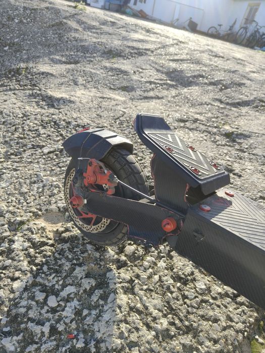 Kuririn g2 com alguns extras