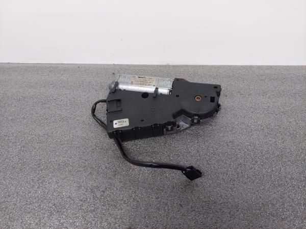 Motor do teto de abrir VOLKSWAGEN Passat (3B3)