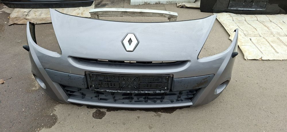 Бампер Рено Кліо Renault Klio