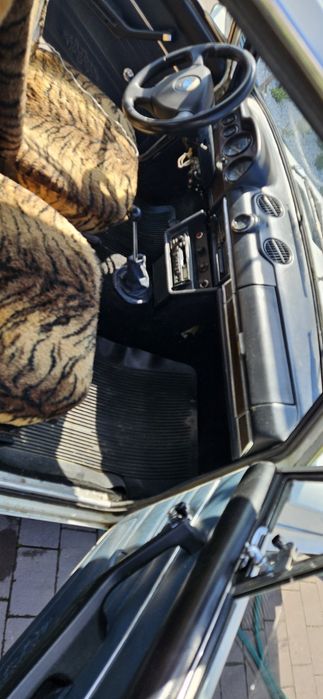 Продам легковий автомобіль.