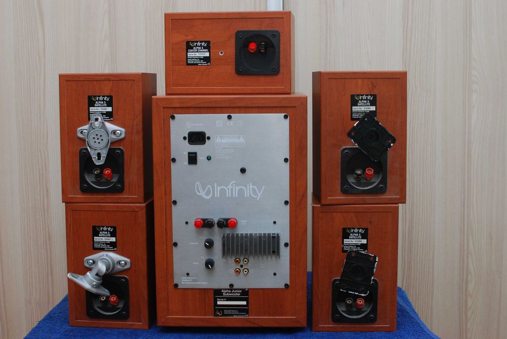 Infinity Alpha Junior subwoofer aktywny + 5 głośników satelitarnych