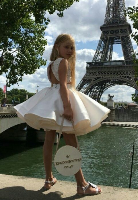 Детское платье , нарядное платье , платье для девочки.