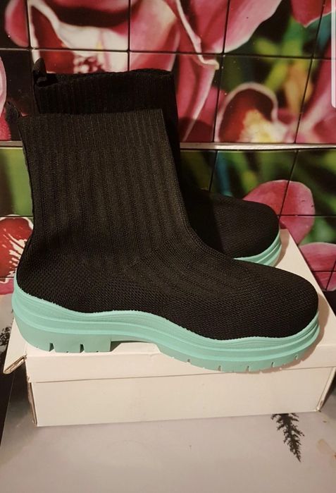 Buty  za  kostkę