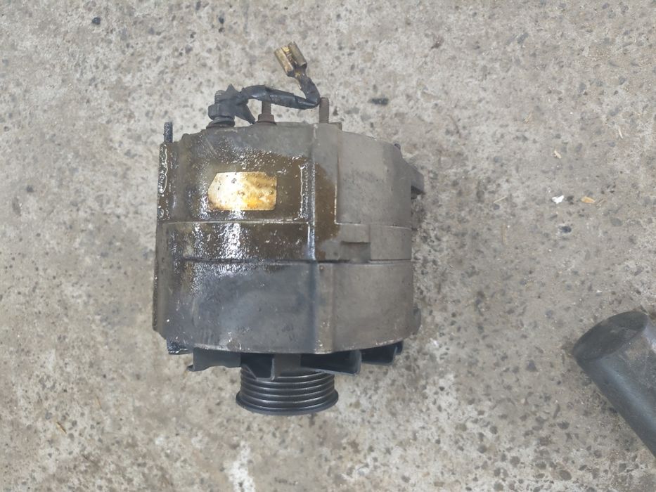 Генератор Audi 100 C4 A6 C4 2.6 v6 бензин Ауді 100 А6