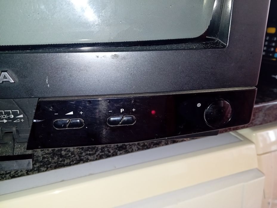 Televisão / televisor  Nokia 3712 OS ( CRT )