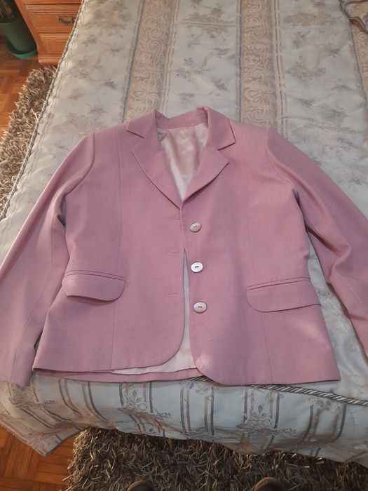 Conjunto fato rosa