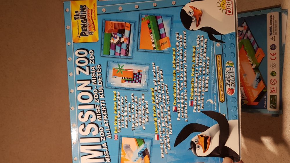 Pingwiny z Madagaskaru, klocki cobbi + gra, 2w1