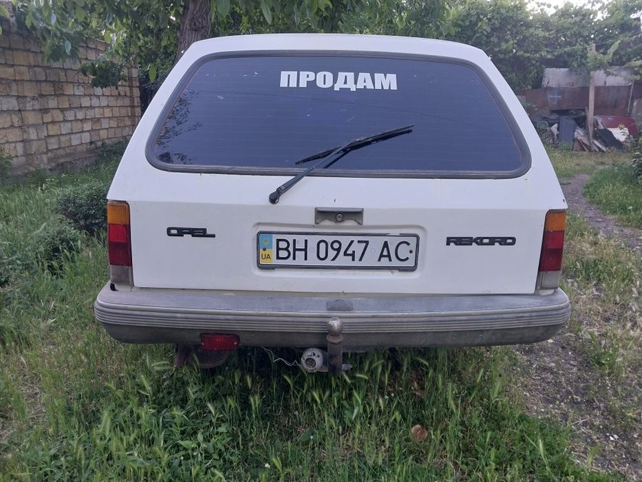 Опель Рекорд Караван Opel Rekord Запчасти Рекорд универслал