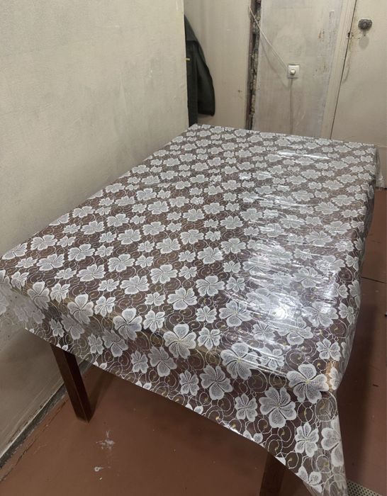 Скатертина на стіл