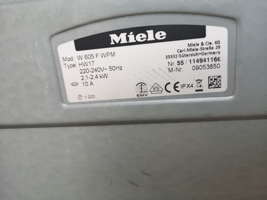 Пральна машина Miele