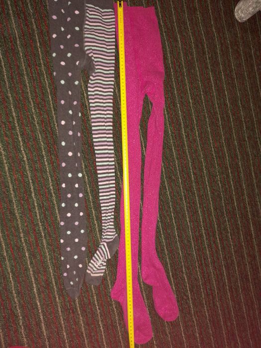 Продам колготы на девочку.