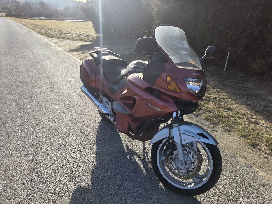 Honda NT 650cm 2 0 0 5r