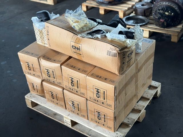 CASE 5150 ELEMENTY TAPICERKI KOMPLET nowe cnh mpaga2918b