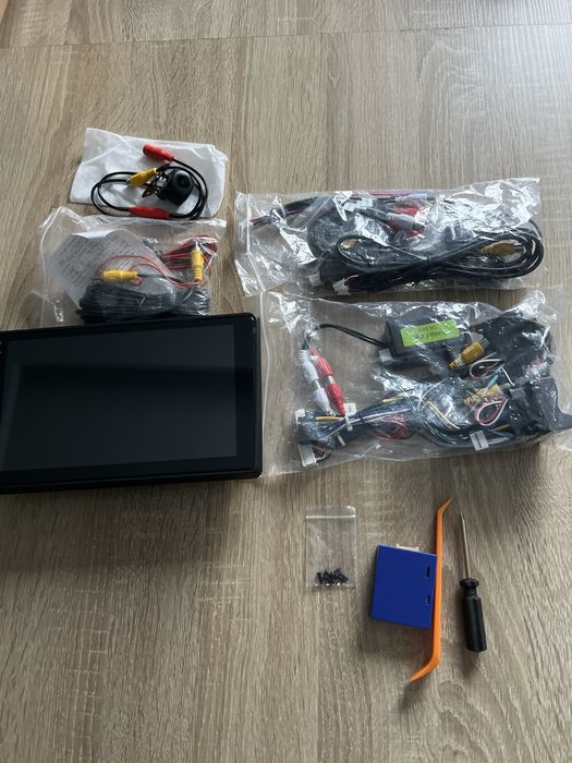 Radio Camechao A3018jg z kamerą cofania