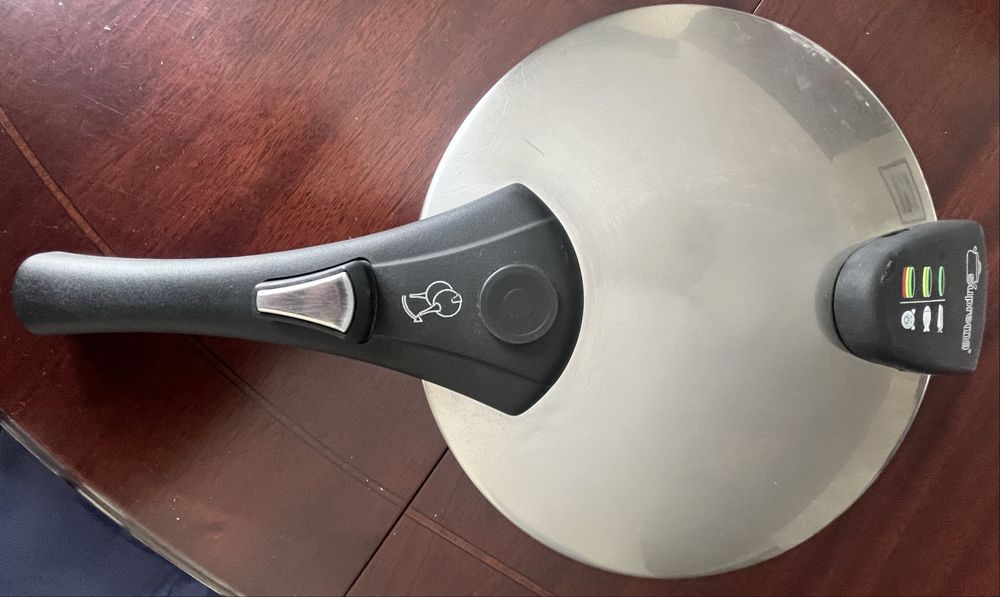 Panela de Pressão Suprema de 7 litros