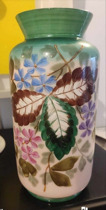 Par de jarras opalinas