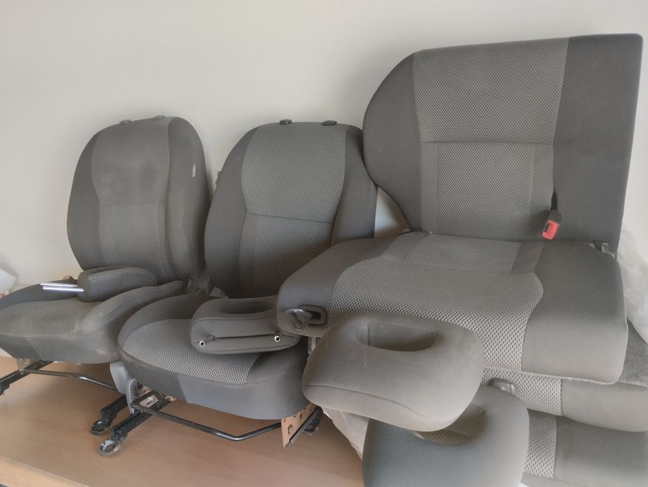 Bancos Rav4 2004