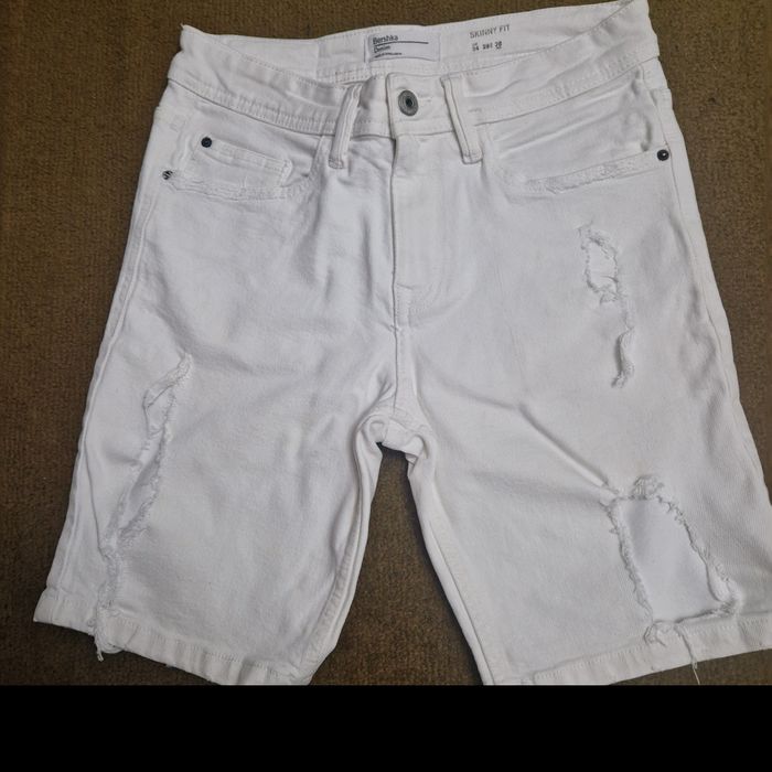Calções brancos Bershka Denim