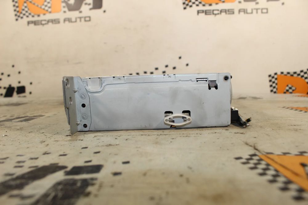 Rádio / auto-rádio BMW 1 (F20)