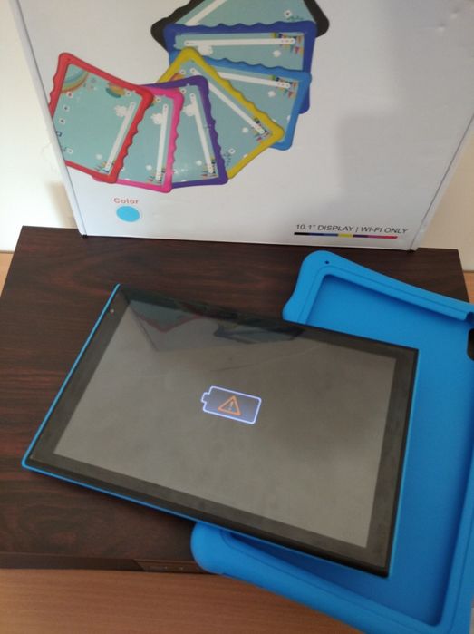 Планшет від Tibuta Вмикається.