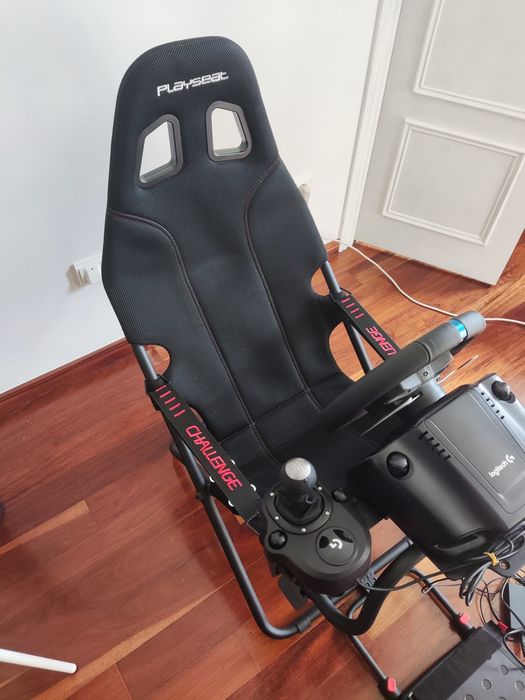 Playseat + Logitech G29 kit