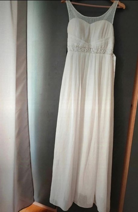 Suknia ślubna z tiulem XL 42 ślub poprawiny długa z podszewką cekiny