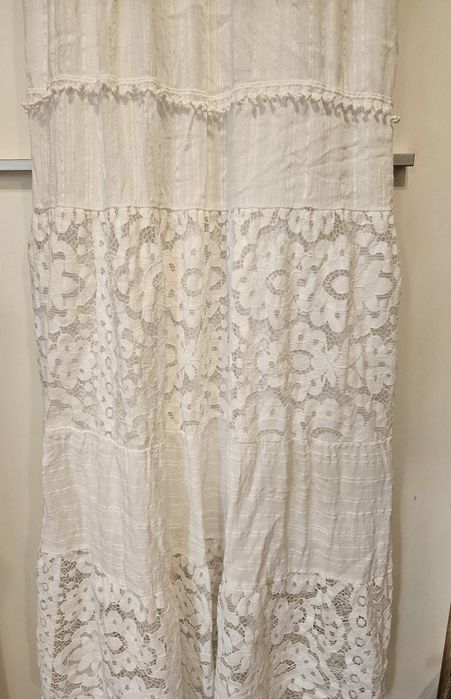 Biała sukienka Answer Lab koronka boho