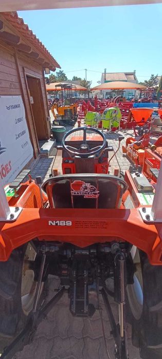 Trator HINOMOTO N189