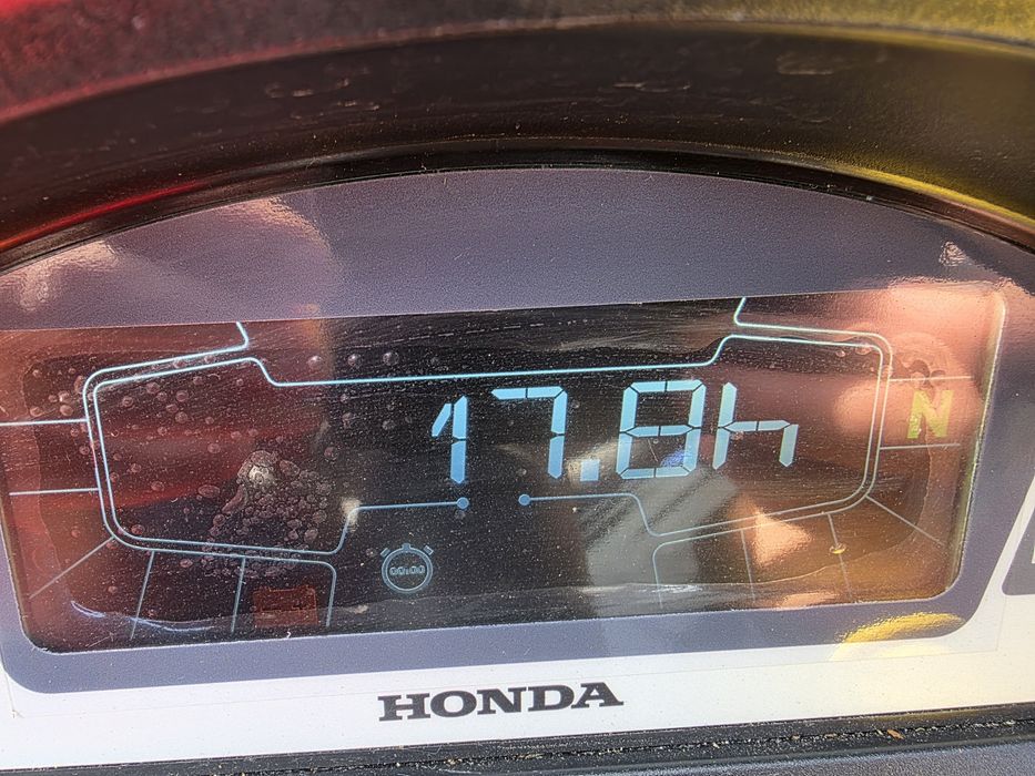 Honda HF2625 HTEH – traktorek/kosiarka ogrodowa