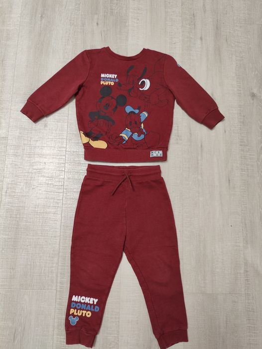 Спортивні костюми на хлопчика на 98см на утеплені