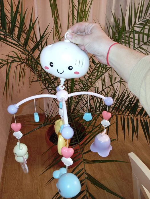 Продам мобіль дитячий механічний