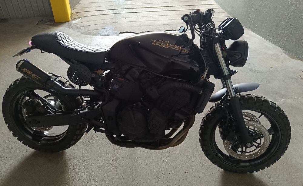 Honda hornet 600 Scrabble