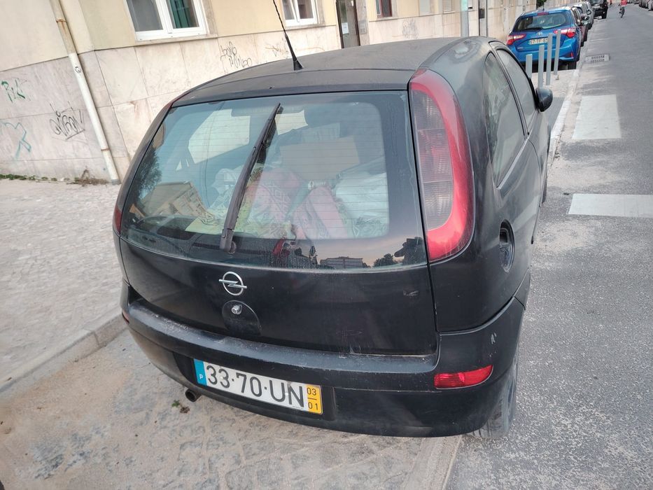 Opel corsa para recuperar ou para peças — photo 4