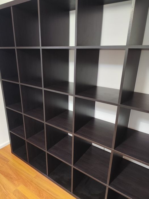 Estante madeira IKEA 182 x 182