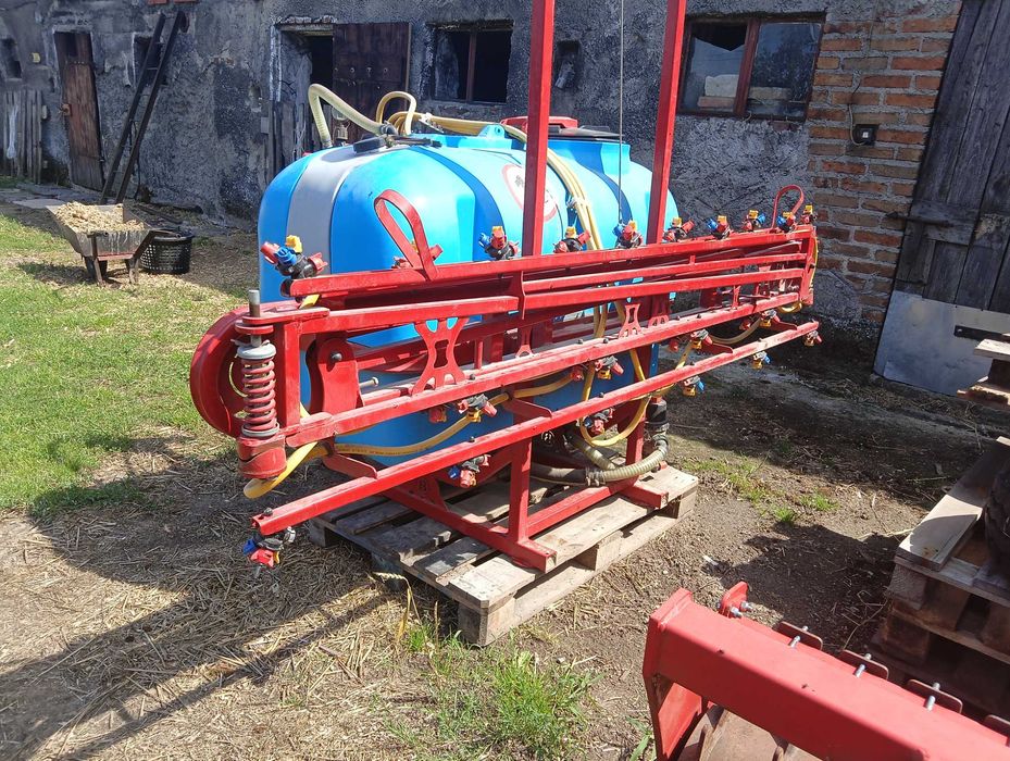 Opryskiwacz bradzki 12m