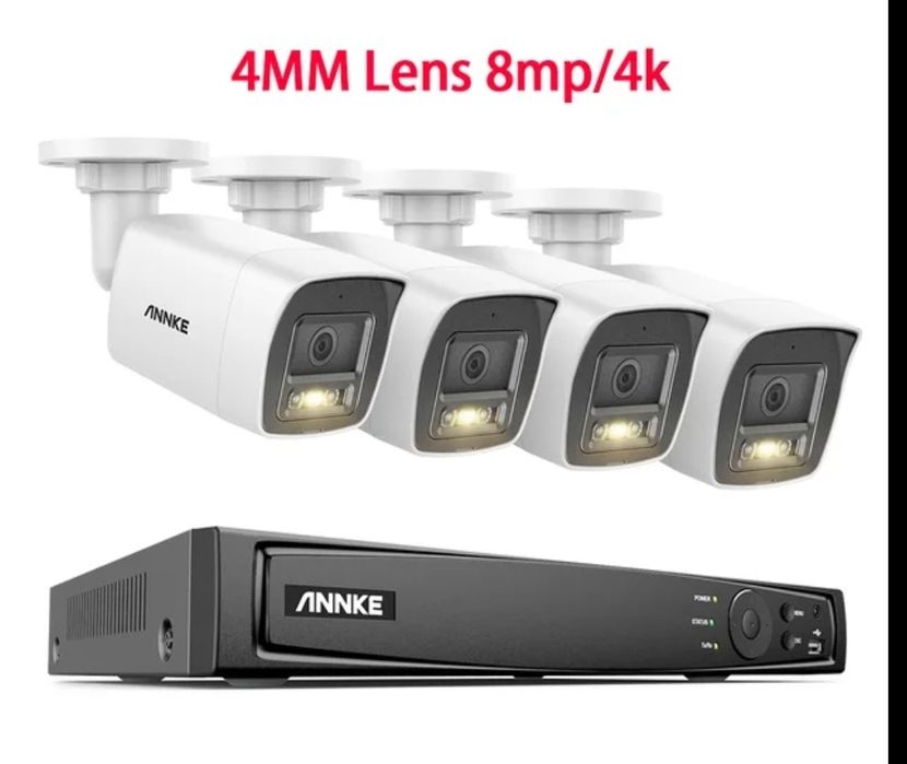 Kit CCTV com 1 NVR, 4 câmaras 4K, 4 cabos UTP, 2 de 20m e 2 de 30m.