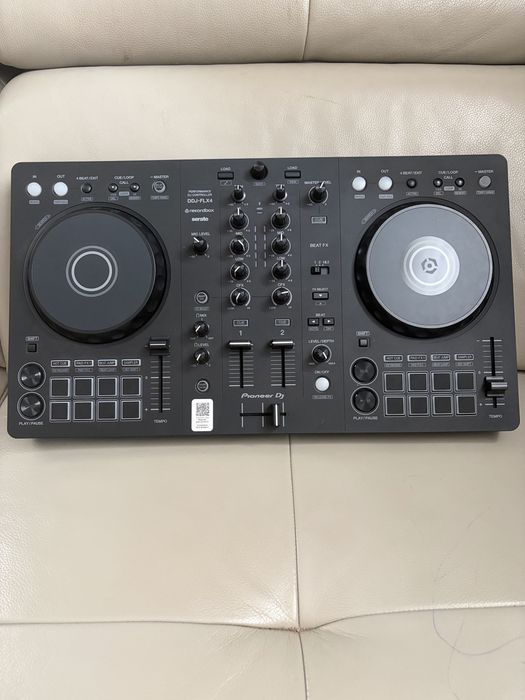 Kontroler dj Pioneer flx4