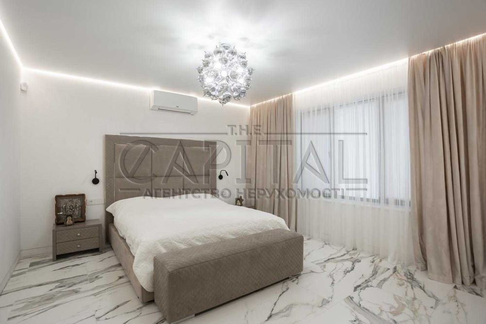 Продам автономний будинок 320м2 з бомбосховищем/басейном в с.Щасливе