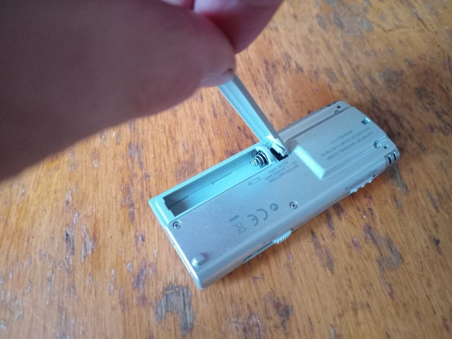 Цифровой диктофон Olympus WS-650S