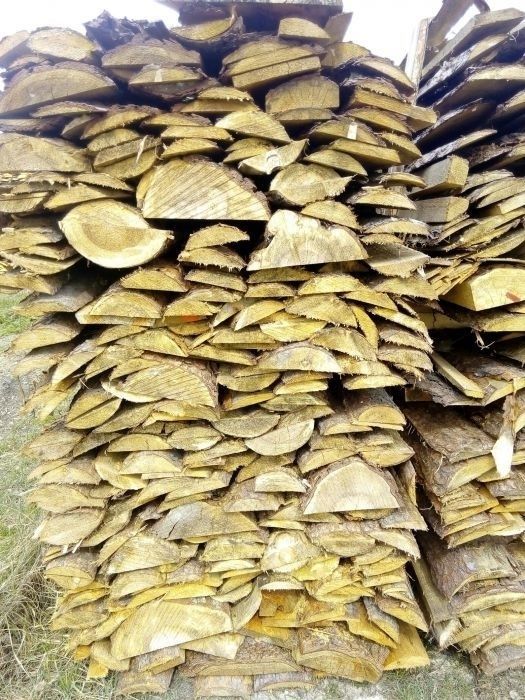 Zrzyny tartaczne drewno drzew opał