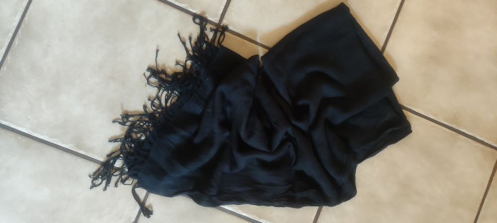 Szalik granatowy 100%rayon