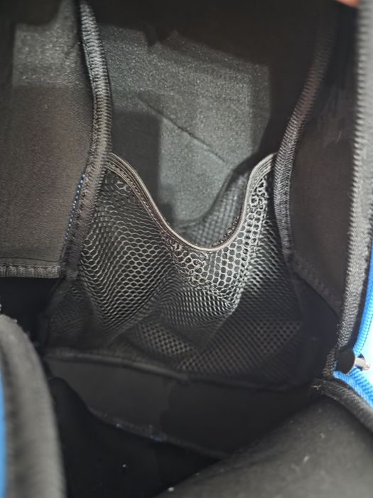 Niebieski Dziecięcy plecak rekin baby shark plecak 3D dla dziecka