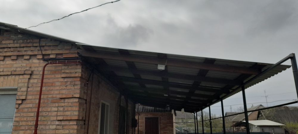 Продам дом в Никополе или обменяю на квартиру.