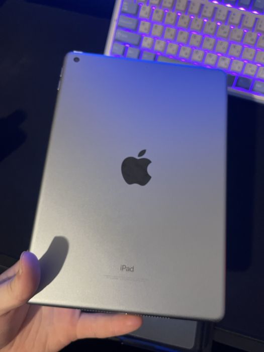 ipad 2017 128gb - купити планшети та електронні книги - Ціна на OLX.ua