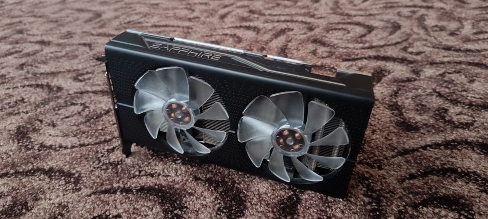Відеокарта Saphire rx 580 4gb