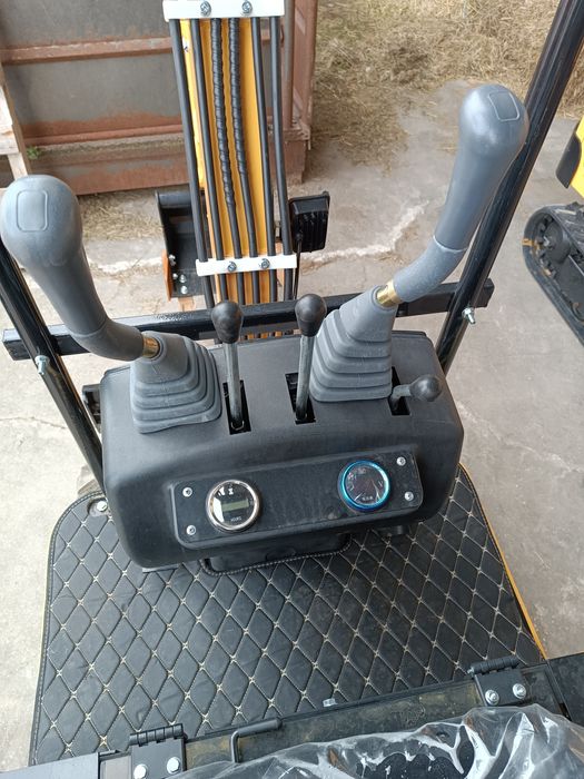 Mini giratórias escavadoras novas de 1200kg