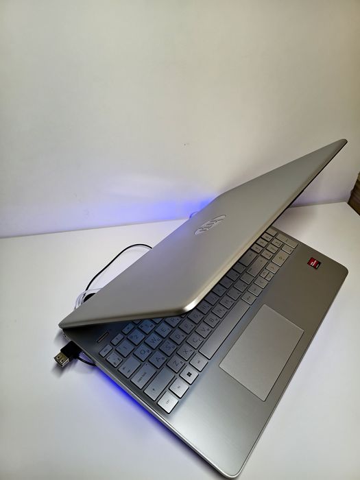 Новий Ноутбук HP 2024 Ryzen 5300U\RAM 8 \SSD 256\VR 4GB